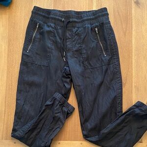 Athleta Women’s Cabo Linen Jogger Pants Black - 6